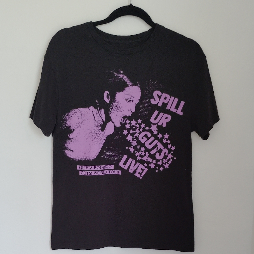 Olivia Rodrigo Womens XS Black Graphic T-Shirt Spill Ur Guts Live Concert Tour